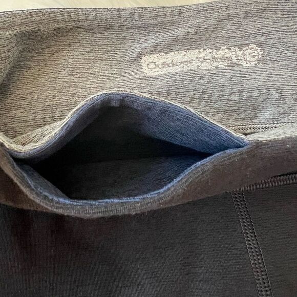 Outdoor Voices 7/8 Springs Leggings Charcoal/Navy/Graphite - Picture 5 of 8